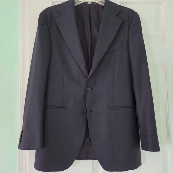 Classic tailored 100% cotton suit.